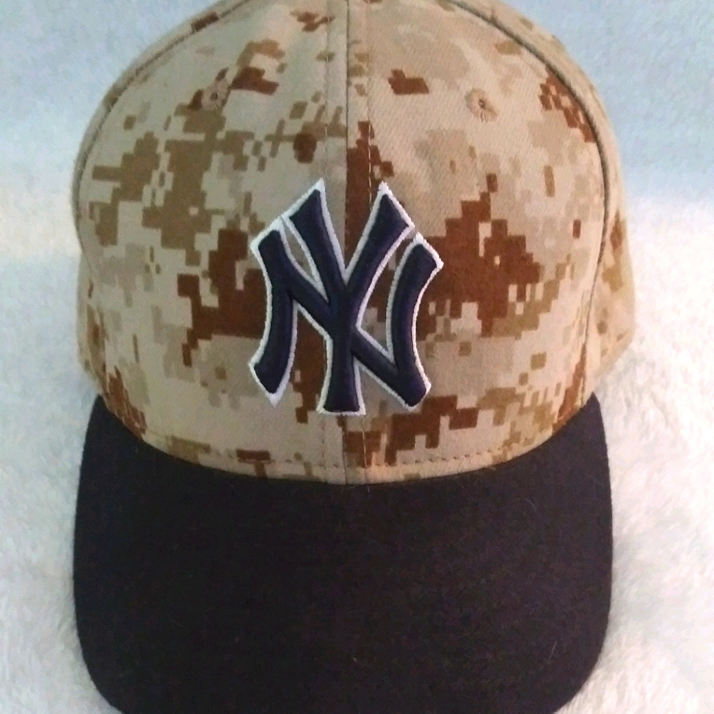 Camo New York Yankees hat